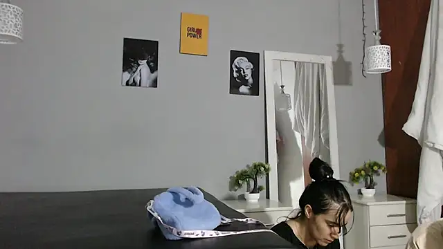 Snapshot of Kimandyuk chatting on 01-10-25, 08:04 Kimandyuk online show from 01-10-25, 08:04