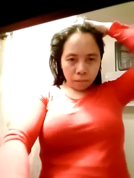 Snapshot of doggiepossession chatting on 02-15-25, 05:07 doggiepossession online show from 02-15-25, 05:07