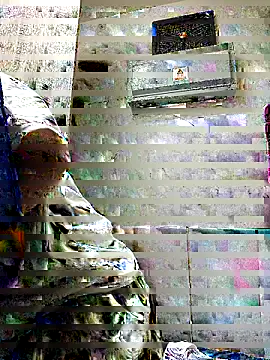 Snapshot of doggiepossession chatting on 02-21-26, 02:29 doggiepossession online show from 02-21-26, 02:29