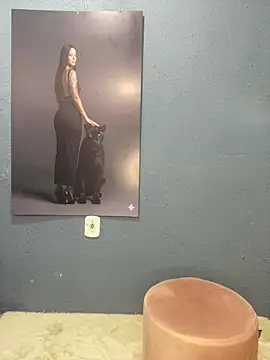 Snapshot of Elamesmamorena chatting on 11-25-25, 11:54 Elamesmamorena online show from 11-25-25, 11:54