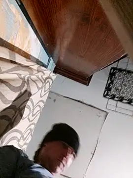 Boo-boo kittyfux online show from 11-04-25, 07:40