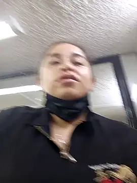 Snapshot of yajahil chatting on 11-25-25, 12:10 yajahil online show from 11-25-25, 12:10