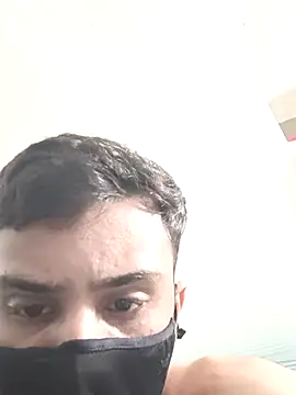 Snapshot of Mr_joh chatting on 11-11-25, 05:07 Mr joh online show from 11-11-25, 05:07