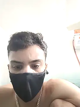 Snapshot of Mr_joh chatting on 11-14-25, 05:39 Mr joh online show from 11-14-25, 05:39