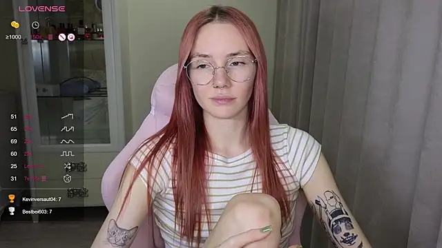 Snapshot of littlevildevil chatting on 11-05-25, 11:10 littlevildevil online show from 11-05-25, 11:10