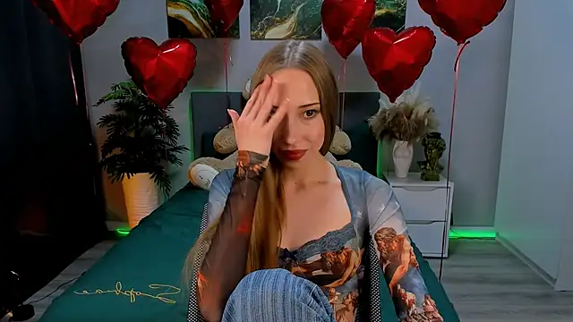 AlexaHarmon online show from 03-12-25, 05:07