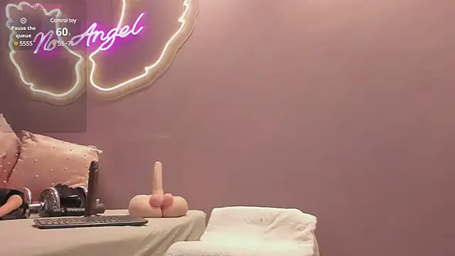 Ninna monroe  online show from 12-19-24, 04:02