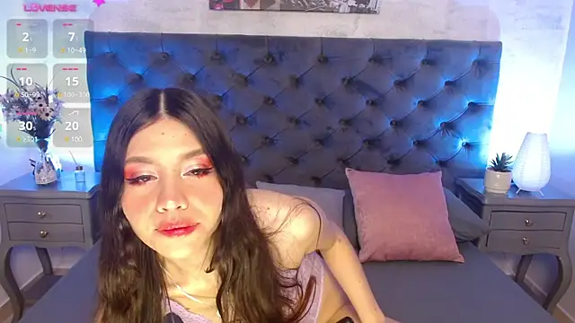 Snapshot of CheryelFox chatting on 12-14-24, 09:13 CheryelFox online show from 12-14-24, 09:13