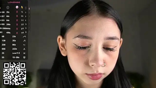 AislyEmbury online show from 11-08-25, 03:50