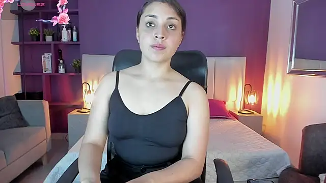 VickyBuunny online show from 01-10-25, 02:55