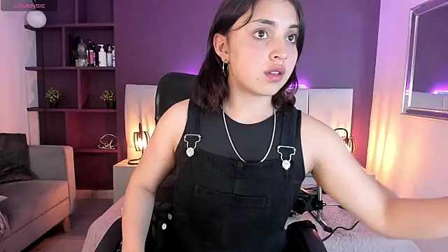 VickyBuunny online show from 01-30-25, 03:40