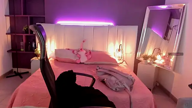 VickyBuunny online show from 02-10-25, 02:59