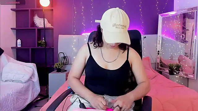 VickyBuunny online show from 03-13-25, 02:01