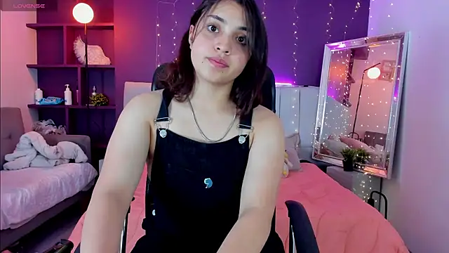 VickyBuunny online show from 03-19-25, 02:13