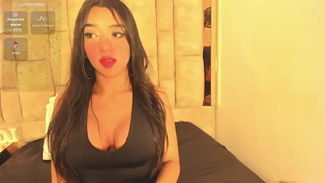 Snapshot of Oliviaa_Evans chatting on 11-08-25, 04:01 Oliviaa Evans online show from 11-08-25, 04:01