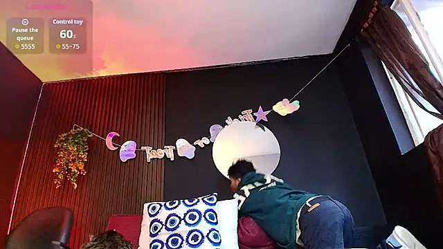 Aaron Jassell1 online show from 10-22-25, 02:28