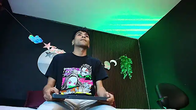 Aaron Jassell1 online show from 10-28-25, 02:48