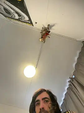 wolfwhite95 online show from 10-31-25, 02:40