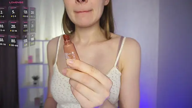 Snapshot of Azure_eyes chatting on 02-09-26, 05:33 Azure eyes online show from 02-09-26, 05:33