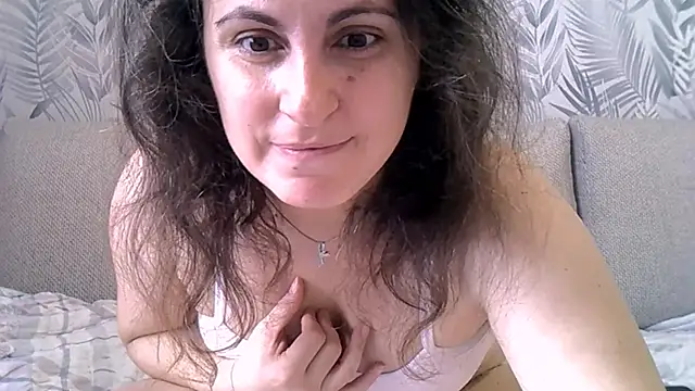 Snapshot of ShelaDiass chatting on 11-13-25, 05:50 ShelaDiass online show from 11-13-25, 05:50