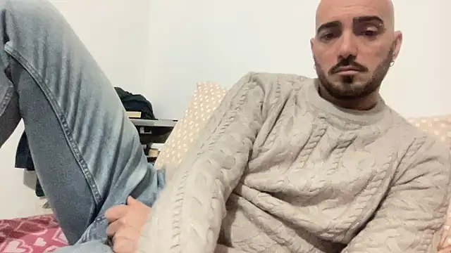 Snapshot of alessandromori91 chatting on 01-13-26, 08:47 alessandromori91 online show from 01-13-26, 08:47