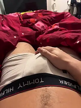 enzomlt online show from 12-22-25, 01:57