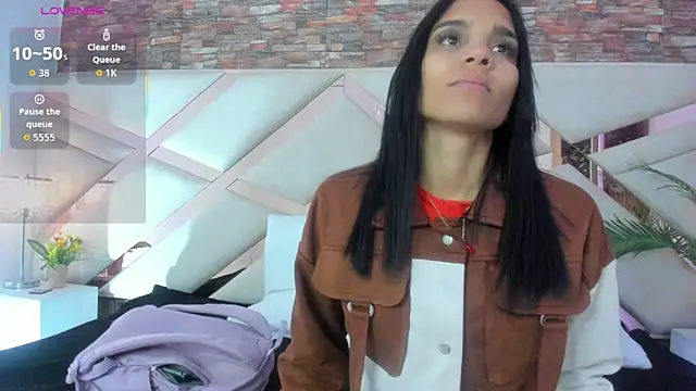 sophie pariss online show from 02-06-26, 03:00