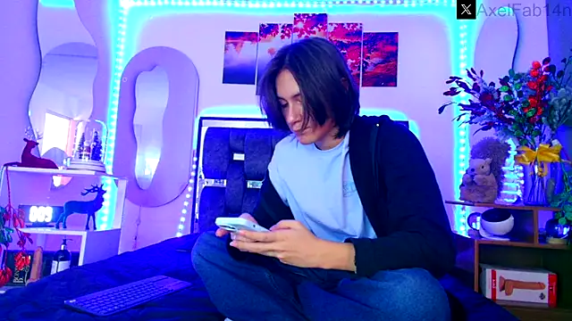 Alex and Fabian online show from 12-04-24, 06:17