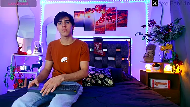Alex and Fabian online show from 12-08-24, 06:17