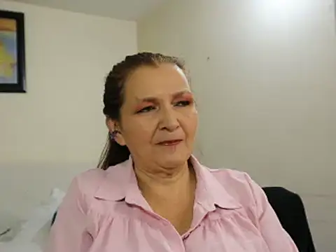 Snapshot of Bellaisa chatting on 02-23-25, 03:35 Bellaisa online show from 02-23-25, 03:35