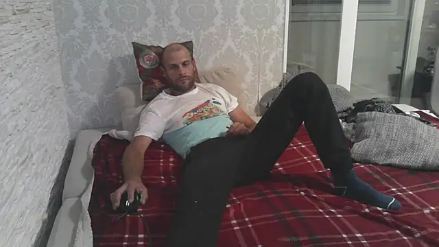 Zbochunec online show from 09-24-25, 08:01