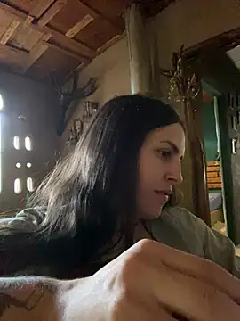 isadelasestrellas online show from 02-25-26, 02:27