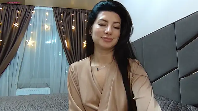 NessyStar online show from 12-04-25, 04:05