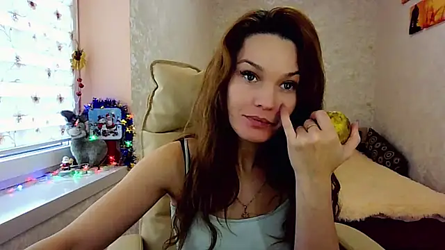 impossibleluna online show from 12-11-24, 09:09