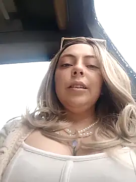 madelaine- online show from 11-24-25, 07:02