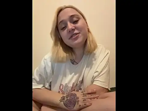 DaisyBooom online show from 03-01-26, 07:27