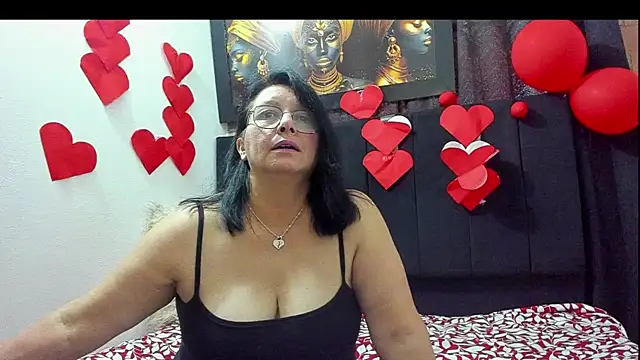 Evaaross 2345 online show from 02-19-25, 08:20