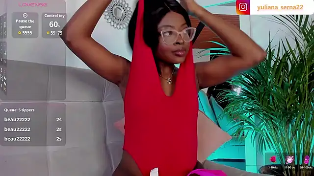 Snapshot of HellenHylls chatting on 01-15-26, 04:28 HellenHylls online show from 01-15-26, 04:28