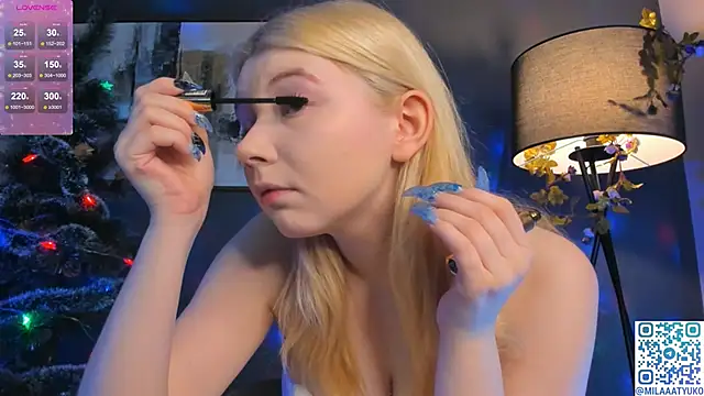 DaisyElmers online show from 12-23-24, 03:18