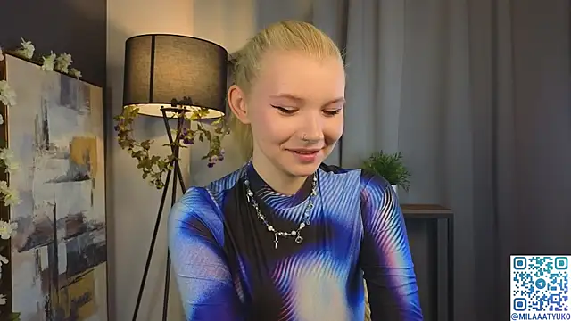 DaisyElmers online show from 01-26-25, 02:24