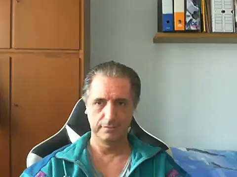 Snapshot of lliuk70mi chatting on 03-22-25, 01:08 lliuk70mi online show from 03-22-25, 01:08