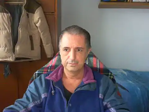 Snapshot of lliuk70mi chatting on 12-17-25, 02:01 lliuk70mi online show from 12-17-25, 02:01