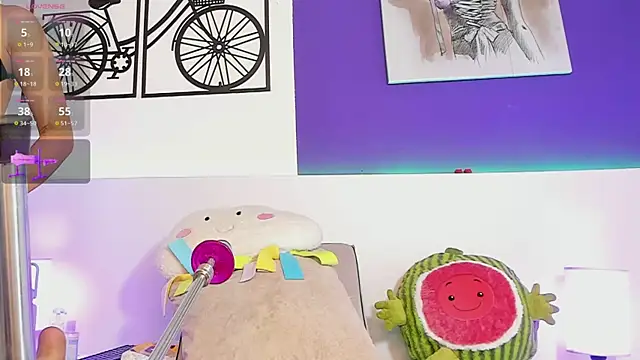 Izzy bellx online show from 01-17-25, 06:15