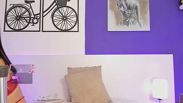 Izzy bellx online show from 03-21-25, 03:44