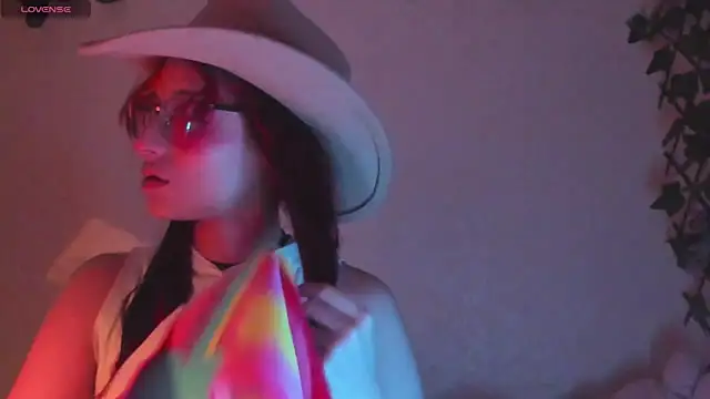 RedMeloddy online show from 11-22-25, 01:15