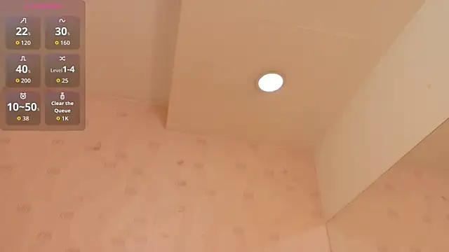 Snapshot of littleebonymommy chatting on 02-16-26, 07:43 littleebonymommy online show from 02-16-26, 07:43