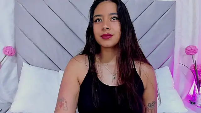 AnnaQueen  online show from 01-15-25, 04:21