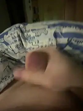 Snapshot of Gartengolem chatting on 02-19-26, 05:09 Gartengolem online show from 02-19-26, 05:09