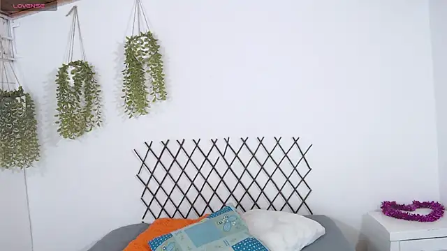 karla charloby online show from 10-08-25, 02:58