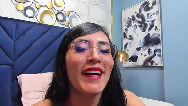 SophieBaker   online show from 02-12-25, 08:49